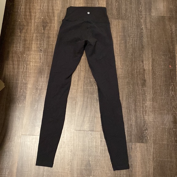 Lululemon black leggings - Picture 2 of 3